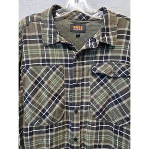 Bass Outdoor Mens Large Plaid Button Down Shirt Olive Green Mesh Back Lining